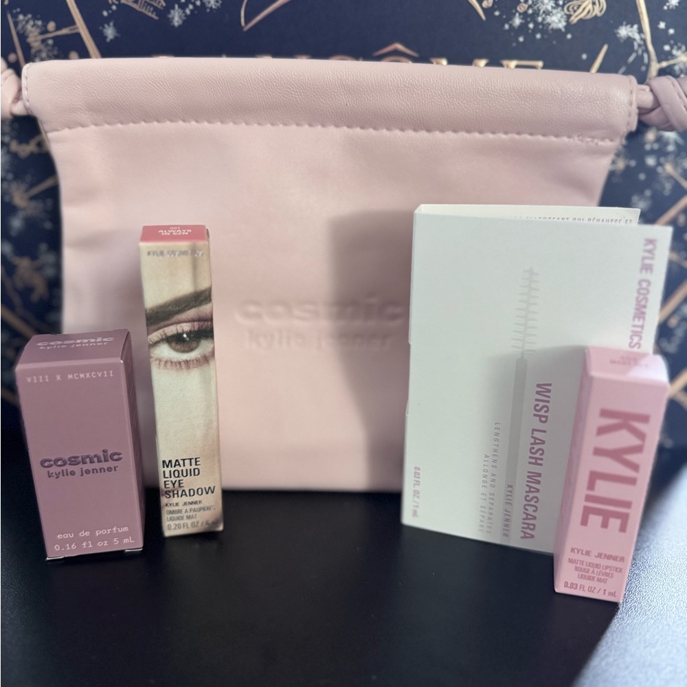 Kylie Cosmetics “Cosmic Set”